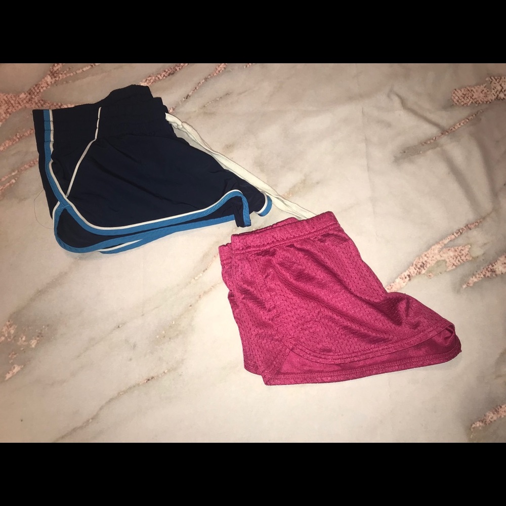 Shorts - Picture 2 of 5